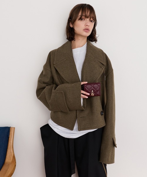 CHARLES & KEITH（チャールズ & キース）の「Arrietty アリエッティ キルトボウハートチャーム カバーフラップウォレット（財布・レディース・クリーム/ブラック/ワインレッド・XXS）」の7枚目の写真