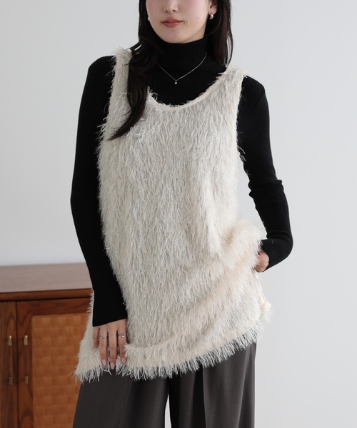 LUMIRA(アパレル)(ルミラ)の「オールシーズンOK シルエットがかわいいフリンジロングベスト(ベスト・レディース・ブラック/アイボリー・FREE)」の21枚目の写真