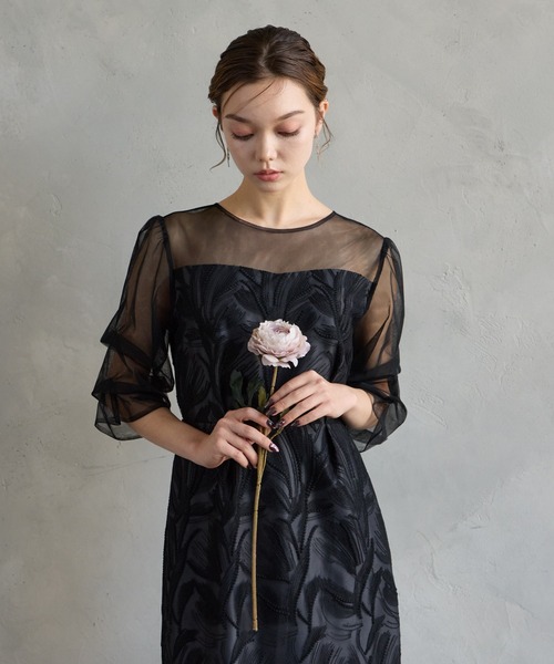 AIMER（エメ）の「【WEB限定】タックスリーブリーフレースタイトパーティードレス　結婚式　お呼ばれ　ドレス　20代 30代 40代（ドレス・レディース・グリーン/グレー/ブラック・SMALL/MEDIUM/LARGE）」の7枚目の写真