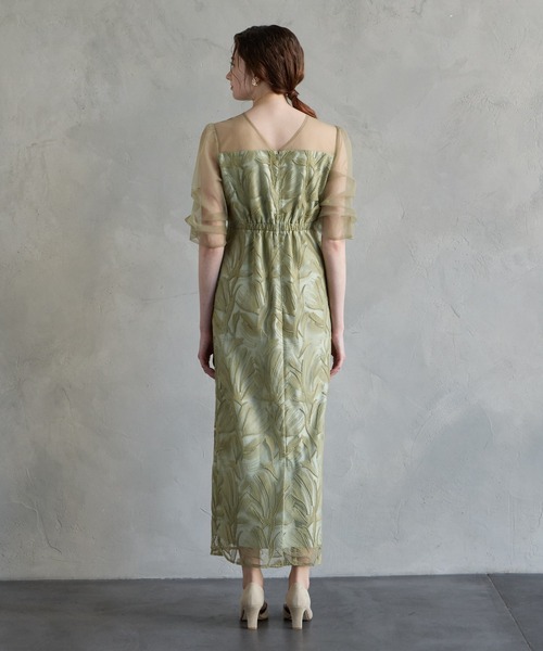 AIMER（エメ）の「【WEB限定】タックスリーブリーフレースタイトパーティードレス　結婚式　お呼ばれ　ドレス　20代 30代 40代（ドレス・レディース・グリーン/グレー/ブラック・SMALL/MEDIUM/LARGE）」の19枚目の写真