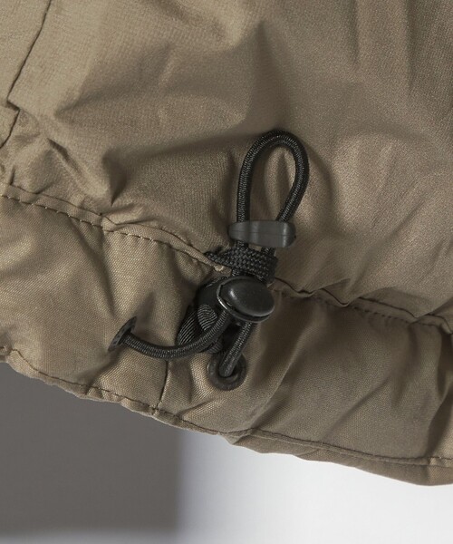 THE NORTH FACE（ザノースフェイス）の「＜THE NORTH FACE＞オルタレーションバフズ ジャケット（ダウンジャケット/コート・レディース・ベージュ/ブラック・M/S）」の16枚目の写真