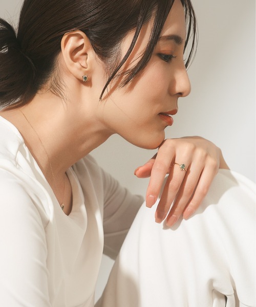 Jewel closet by L&Co.(ジュエルクローゼットバイエルアンドコー)の「K10 カラーストーン カメ ピアス(ピアス(両耳用)・レディース・イエローゴールド・FREE)」の4枚目の写真