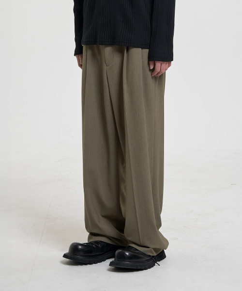 JUAN HOMME(ジュアンオム)の「リファインドワイドトラウザー(セージ)(スラックス・メンズ・その他・SMALL/MEDIUM)」の1枚目の写真