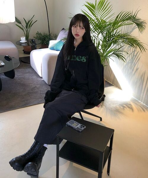 AMESWORLDWIDE（アメスワールドワイド）の「BASIC LOGO HOODIE ZIP UP BLACK（パーカー・メンズ・その他・SMALL/MEDIUM/LARGE）」の17枚目の写真
