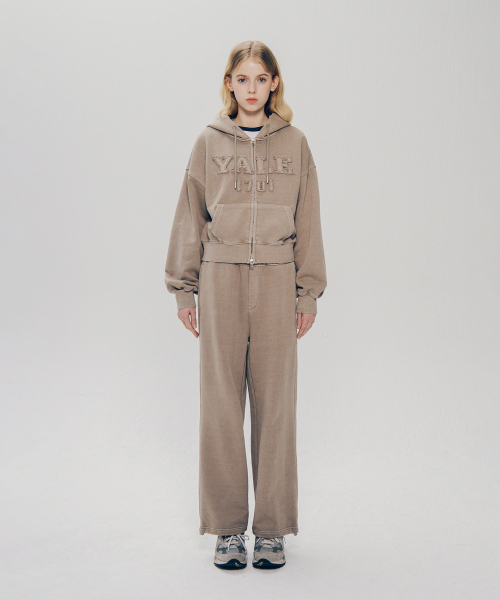 YALE(イェール)の「ピグメントアプリケフードジップアップ_ベージュ(パーカー・レディース・その他・SMALL/LARGE/X-LARGE/MEDIUM)」の11枚目の写真