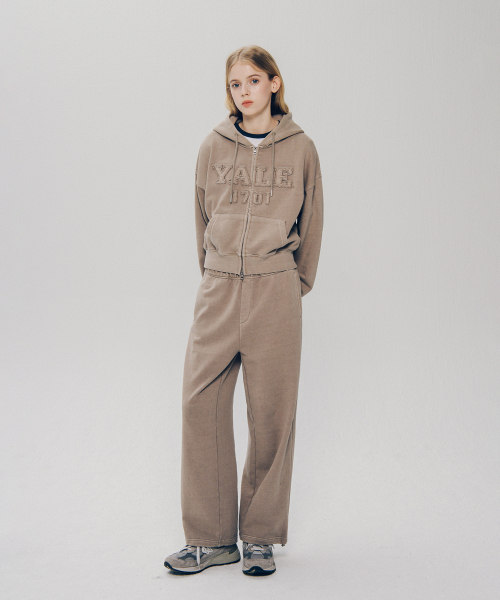 YALE(イェール)の「ピグメントアプリケフードジップアップ_ベージュ(パーカー・レディース・その他・SMALL/LARGE/X-LARGE/MEDIUM)」の15枚目の写真