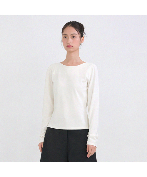 MICANE(ミケーネ)の「ラミス ボートネックT(Tシャツ/カットソー・レディース・ブラック/アイボリー・SMALL/X-LARGE/LARGE/MEDIUM)」の2枚目の写真