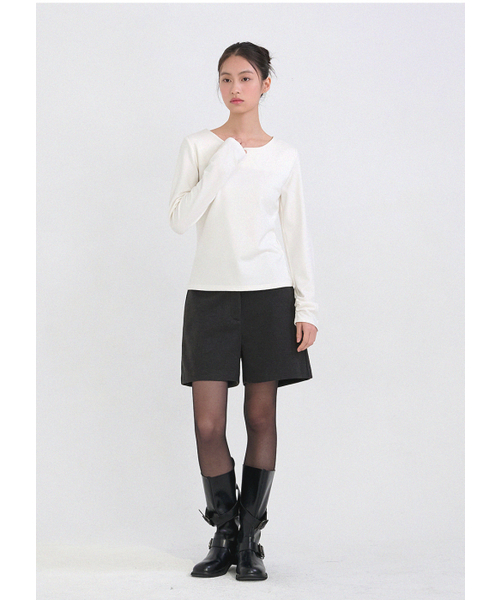 MICANE(ミケーネ)の「ラミス ボートネックT(Tシャツ/カットソー・レディース・ブラック/アイボリー・SMALL/X-LARGE/LARGE/MEDIUM)」の14枚目の写真
