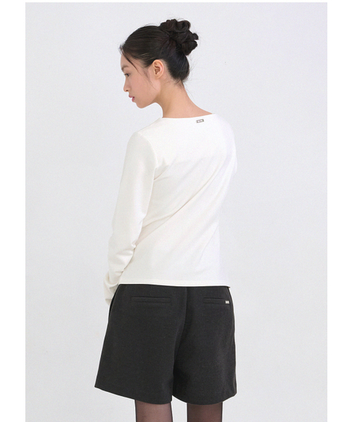 MICANE(ミケーネ)の「ラミス ボートネックT(Tシャツ/カットソー・レディース・ブラック/アイボリー・SMALL/X-LARGE/LARGE/MEDIUM)」の15枚目の写真