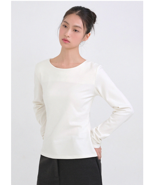MICANE(ミケーネ)の「ラミス ボートネックT(Tシャツ/カットソー・レディース・ブラック/アイボリー・SMALL/X-LARGE/LARGE/MEDIUM)」の16枚目の写真