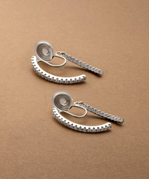 Cream dot.（クリームドット）の「【金属アレルギー対応】ビジューライン煌めくバックキャッチイヤリング/ピアス（ピアス（両耳用）・レディース・ゴールド系その他/シルバー系その他/ゴールド/ピンク/シルバー/ピンク系その他・ONE SIZE）」の17枚目の写真