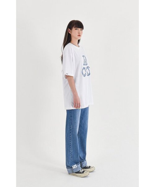 APOSTROPHE COMMA(アポストロフィコンマ)の「ACOロゴ半袖Tシャツ(ホワイト-ブルー)(Tシャツ/カットソー・レディース・その他・SMALL/X-LARGE/LARGE/MEDIUM)」の4枚目の写真