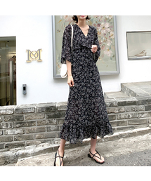 BBAEBBAE（ペッペ）の「Point flower prola long one-piece（ワンピース）」