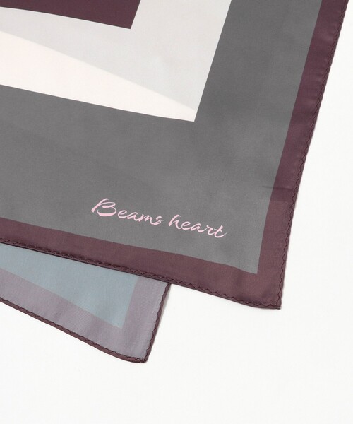 BEAMS HEART（ビームスハート）の「柄 プリント スカーフ（バンダナ/スカーフ・レディース・グレー/ベージュ・ONE SIZE）」の5枚目の写真