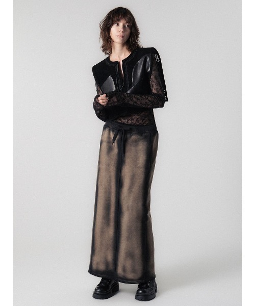 ELCHELE(エルチェレ)の「BLEACH DYE STRAIGHT SKIRT(スカート・レディース・グレー/ブラック/ベージュ・36/38)」の6枚目の写真