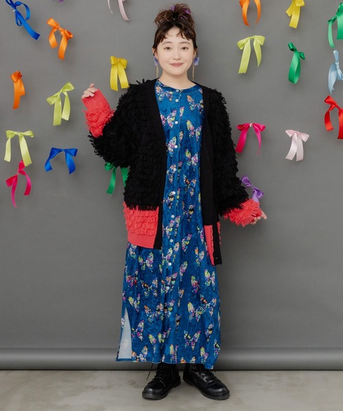 ScoLar（スカラー）の「153770：バイカラーフリンジニットカーディガン（カーディガン/ボレロ・レディース・ブラック/パープル・M）」の15枚目の写真