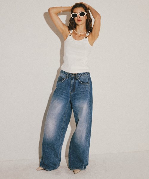 PAKKE(パッケ)の「バックルシンボルトップ(ホワイト)(Tシャツ/カットソー・レディース・その他・FREE)」の2枚目の写真