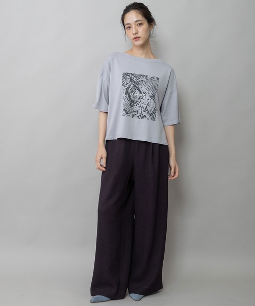 Munich（ミューニック）の「コットンジャージパイソン柄プリントTシャツ（Tシャツ/カットソー・レディース・ライトグレー/ホワイト/モカ・FREE）」の16枚目の写真