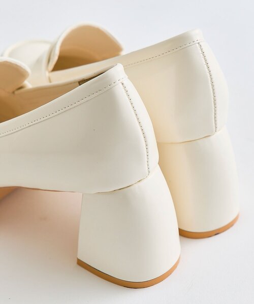 OLIVE des OLIVE（オリーブデオリーブ）の「エンブレム付きローファー（その他シューズ・レディース・アイボリー/ブラック・LARGE/MEDIUM/SMALL）」の9枚目の写真