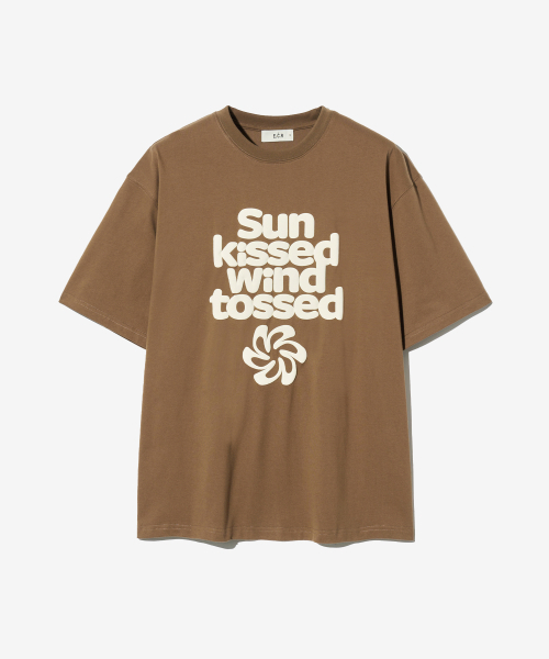 ECORR(エコル)の「SUNKISSED ボリュームプリント半袖Tシャツ_ブラウン(Tシャツ/カットソー・レディース・その他・3/M/L)」の1枚目の写真