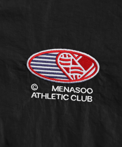 MENASOO(ミナス)の「HEARTTRACK VNECK NYLON ANORAK JACKET_BLACK(ナイロンジャケット・レディース・ブラック・F)」の14枚目の写真