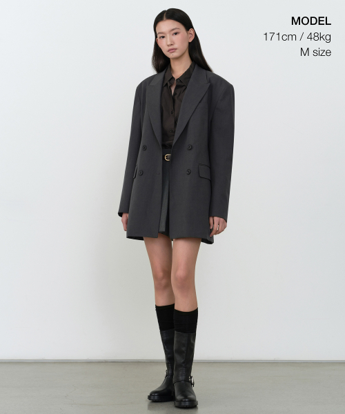 MUSINSA STANDARD WOMAN（ムシンサスタンダードウーマン）の「ウィメンズダブルブレストロングブレザー[グレー]（テーラードジャケット・レディース・その他・SMALL/MEDIUM/LARGE/X-SMALL）」の2枚目の写真