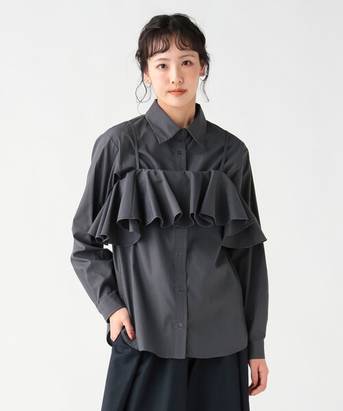 BEAMS HEART(ビームスハート)の「フリルビスチェ セットシャツ(シャツ/ブラウス・レディース・ホワイト/サックスブルー/チャコールグレー・FREE)」の3枚目の写真