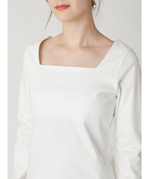 FRAY I.D（フレイアイディー）の「スクエアネックTシャツ／接触冷感・防シワ（Tシャツ/カットソー・レディース・ホワイト/ネイビー/イエロー/ブラック・F）」の8枚目の写真