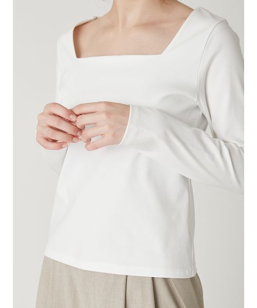 FRAY I.D（フレイアイディー）の「スクエアネックTシャツ／接触冷感・防シワ（Tシャツ/カットソー・レディース・ホワイト/ネイビー/イエロー/ブラック・F）」の9枚目の写真