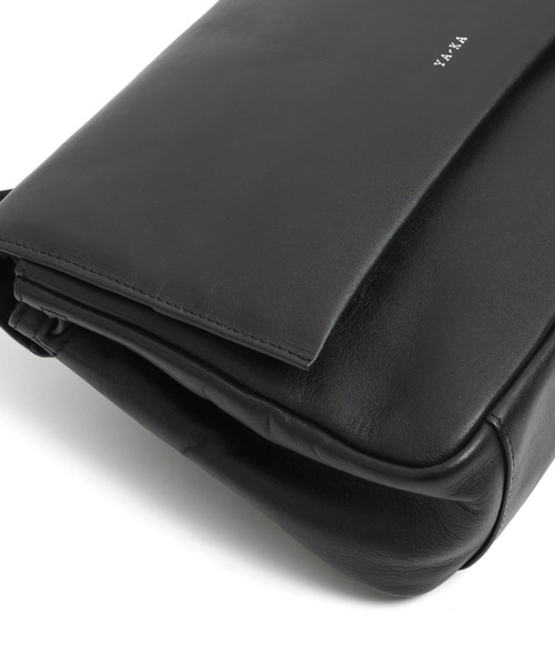 YArKA（ヤーカ）の「【YArKA/ヤーカ】real leather 2way retro bag [Alnitak9] / 2weyレトロデザインバッグ（ショルダーバッグ・メンズ・ブラック・FREE）」の3枚目の写真