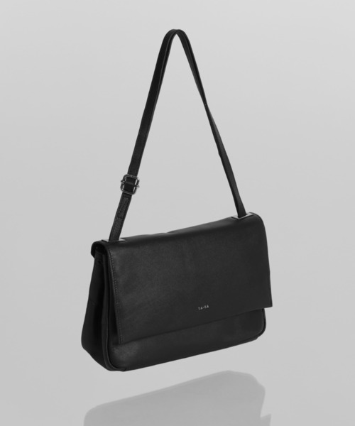 YArKA（ヤーカ）の「【YArKA/ヤーカ】real leather 2way retro bag [Alnitak9] / 2weyレトロデザインバッグ（ショルダーバッグ・メンズ・ブラック・FREE）」の4枚目の写真