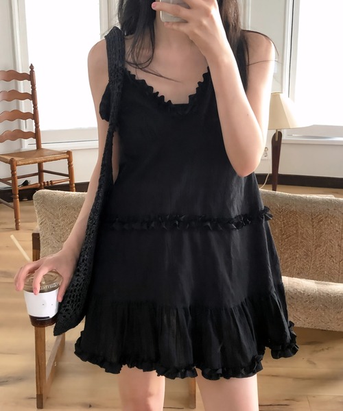 yuue' ( wear )(ユーイ)の「2WAYストライプフリルティアードキャミチュニック/ミニワンピース(キャミソール・レディース・ホワイト/ブラック・FREE)」の2枚目の写真