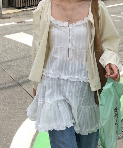 yuue' ( wear )(ユーイ)の「2WAYストライプフリルティアードキャミチュニック/ミニワンピース(キャミソール・レディース・ホワイト/ブラック・FREE)」の4枚目の写真