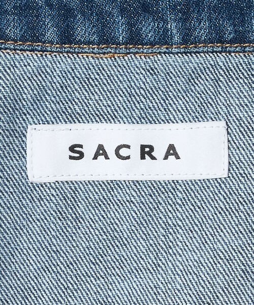 SACRA(サクラ)の「<SACRA>ボリュームスリーブ デニムジャケット(デニムジャケット・レディース・ネイビー・38)」の5枚目の写真