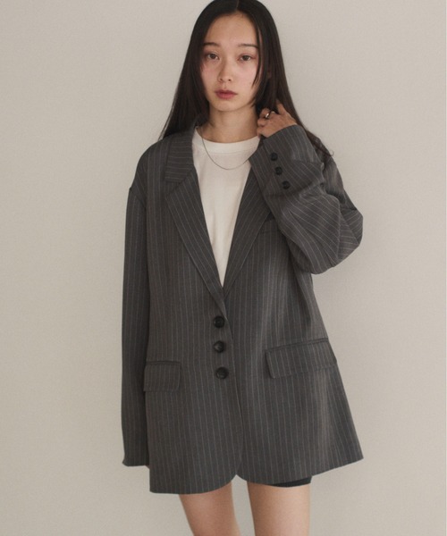SOYEN（ソイエン）の「シングルラウンドテーラードジャケット/セットアップ可（テーラードジャケット・レディース・グレー/チャコール・F）」の2枚目の写真