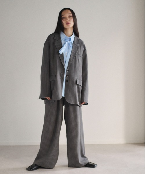 SOYEN（ソイエン）の「シングルラウンドテーラードジャケット/セットアップ可（テーラードジャケット・レディース・グレー/チャコール・F）」の3枚目の写真