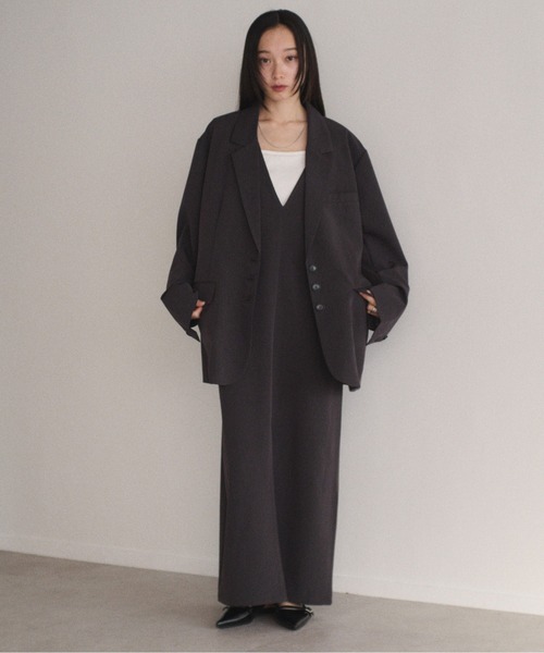 SOYEN（ソイエン）の「シングルラウンドテーラードジャケット/セットアップ可（テーラードジャケット・レディース・グレー/チャコール・F）」の5枚目の写真