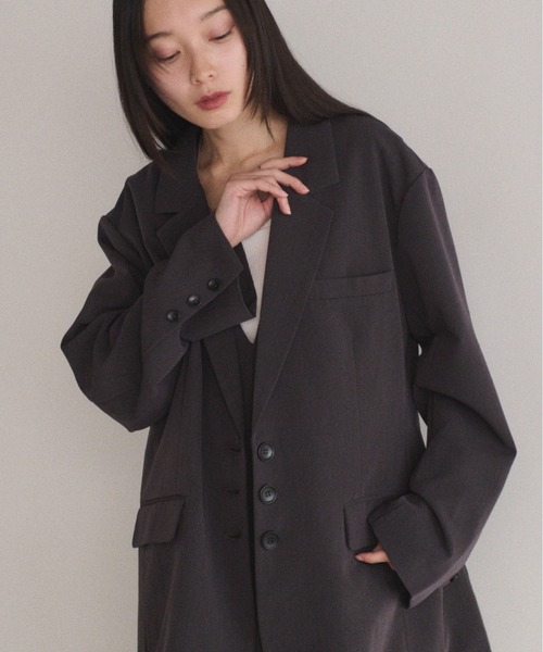 SOYEN(ソイエン)の「シングルラウンドテーラードジャケット/セットアップ可(テーラードジャケット・レディース・グレー/チャコール・F)」の4枚目の写真