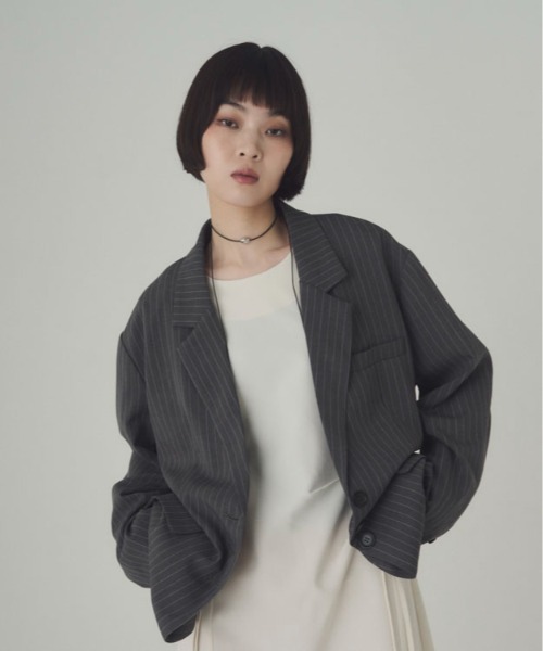 SOYEN(ソイエン)の「シングルラウンドテーラードジャケット/セットアップ可(テーラードジャケット・レディース・グレー/チャコール・F)」の20枚目の写真
