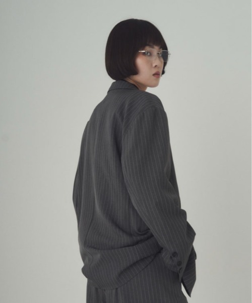 SOYEN(ソイエン)の「シングルラウンドテーラードジャケット/セットアップ可(テーラードジャケット・レディース・グレー/チャコール・F)」の22枚目の写真