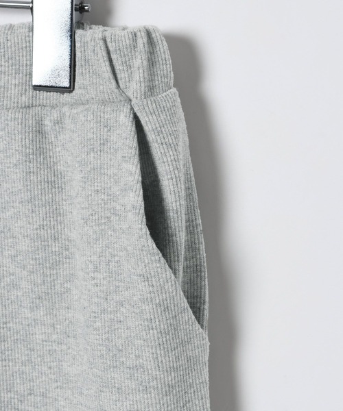 LEPSIM(レプシィム)の「裾メロウストレートパンツ 659227(その他パンツ・レディース・ピンク/グレー/ブラック・FREE)」の21枚目の写真