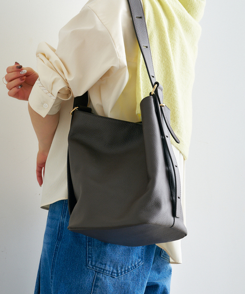 U by SPICK&SPAN（ユーバイスピックアンドスパン）の「≪追加≫AULENTTI / オウレンティ ショルダーバッグ（ショルダーバッグ・レディース・ブラウン・FREE）」の6枚目の写真