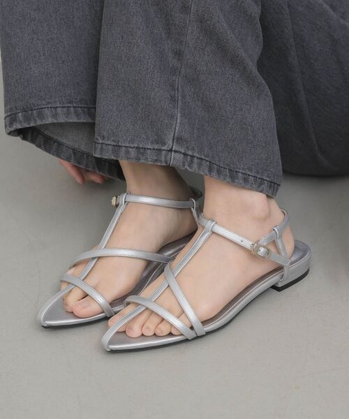 RETRO GIRL（レトロガール）の「ポインテッドトゥサンダル（サンダル・レディース・ブラック/シルバー/レッド・LARGE/MEDIUM）」の7枚目の写真