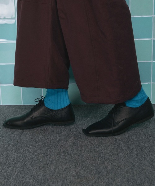 MAISON SPECIAL（メゾンスペシャル）の「《UNISEX》【SPECIAL SHOES FACTORY COLLABORATION】Square Toe With Open Lacing Flat Slip-ons/外羽スクエアトゥ2WAYフラットスリッポン【MAISON SPECIAL/メゾンスペシャル】（ドレスシューズ・メンズ・ブラック/ブラウン・28.5/27.5/26.5/25.5）」の5枚目の写真