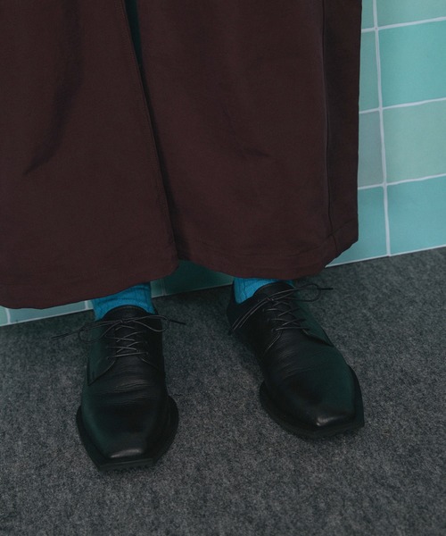 MAISON SPECIAL（メゾンスペシャル）の「《UNISEX》【SPECIAL SHOES FACTORY COLLABORATION】Square Toe With Open Lacing Flat Slip-ons/外羽スクエアトゥ2WAYフラットスリッポン【MAISON SPECIAL/メゾンスペシャル】（ドレスシューズ・メンズ・ブラック/ブラウン・28.5/27.5/26.5/25.5）」の6枚目の写真