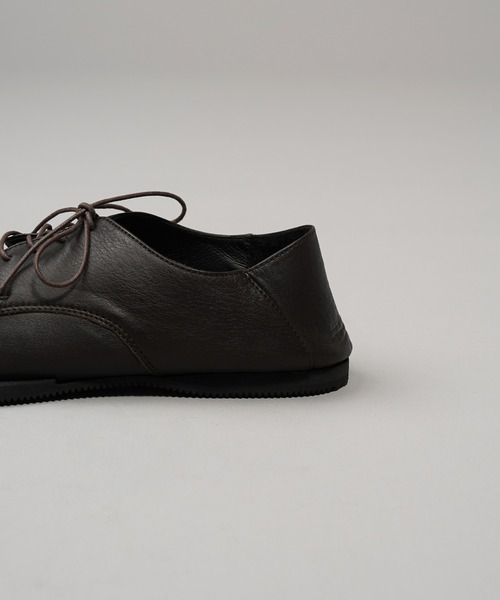 MAISON SPECIAL（メゾンスペシャル）の「《UNISEX》【SPECIAL SHOES FACTORY COLLABORATION】Square Toe With Open Lacing Flat Slip-ons/外羽スクエアトゥ2WAYフラットスリッポン【MAISON SPECIAL/メゾンスペシャル】（ドレスシューズ・メンズ・ブラック/ブラウン・28.5/27.5/26.5/25.5）」の12枚目の写真