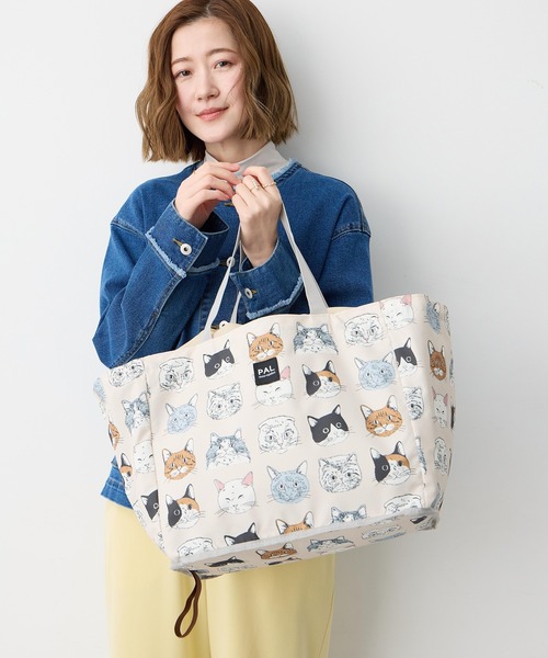 CROSSPLUS ONLINE(クロスプラスオンライン)の「猫柄レジかごバック【撥水・保冷・大容量】(トートバッグ・レディース・アイボリー・フリー)」の9枚目の写真