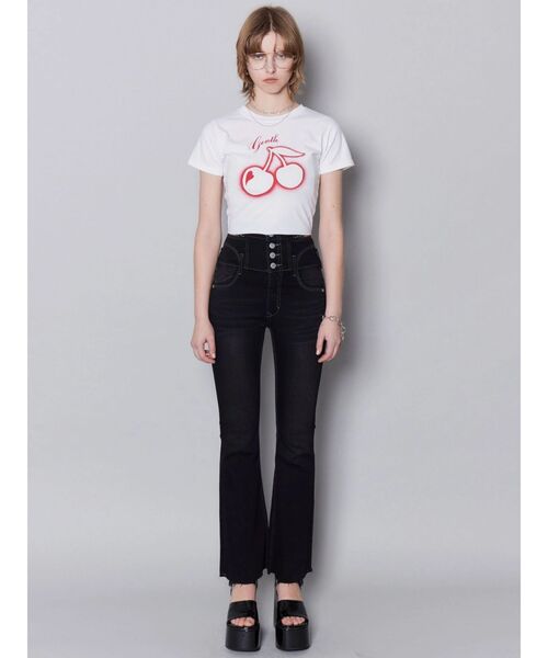 EMODA（エモダ）の「チェリープリントTシャツ【WEB限定カラーあり】（Tシャツ/カットソー・レディース・グレー/チャコールグレー/ホワイト/ブルー・FREE）」の11枚目の写真