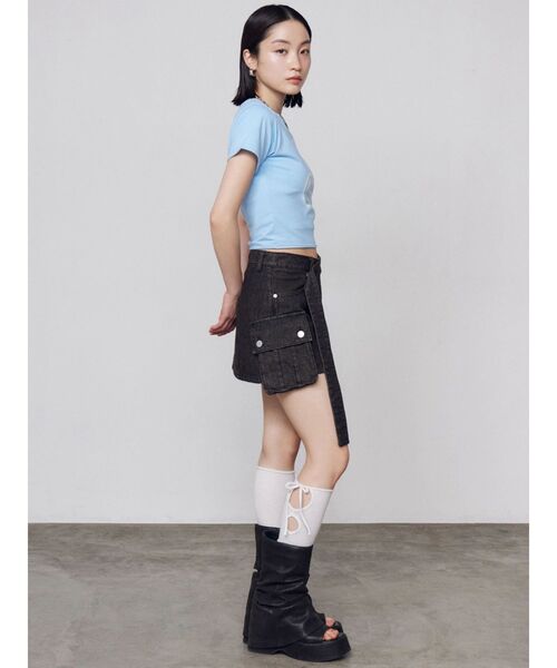 EMODA（エモダ）の「チェリープリントTシャツ【WEB限定カラーあり】（Tシャツ/カットソー・レディース・グレー/チャコールグレー/ホワイト/ブルー・FREE）」の21枚目の写真