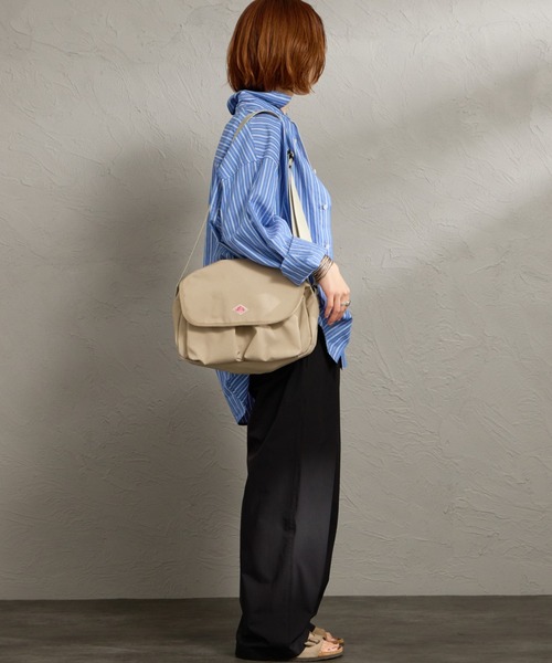 DANTON（ダントン）の「[DANTON/ダントン] OBERKAMPF キャンバス ショルダーバッグ（ショルダーバッグ・レディース・ベージュ/ブラック・ONE SIZE）」の3枚目の写真